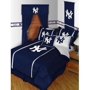   York Yankees SIDELINES Jersey Material Comforter