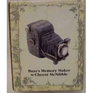  Buzzs Memory Maker w/Cheese McNibble