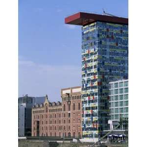  The Colorium Building by William Alsop at the Medienhafen 