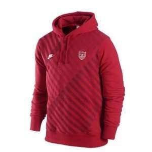 Nike USA Hoodie Soccer Futbol Sweatshirt Color Red  Sports 