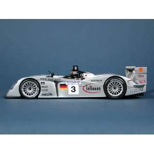  2002 Infineon Audi R8 #3 Le Mans Racer diecast model car 1 