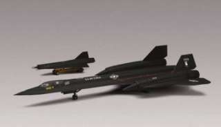 Revell 1/72 SR 71 Blackbird Model Kit 85 5810  