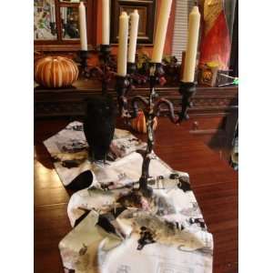  A Ghastly Night Halloween Party Table Runner and Napkins 