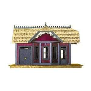  7100 Aristo Craft Victorian Station Built Up Toys & Games
