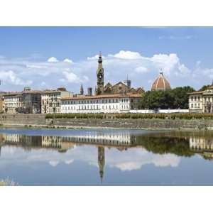 Arno River and Lungarno Diaz, Florence, UNESCO World Heritage Site 