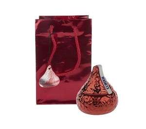 Valerie Parr Hill Hershey Kiss Chocolate Candle Set RED Valentine Day 
