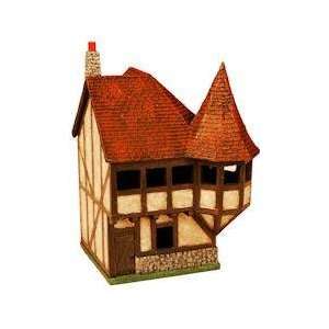    25mm European Buildings Corner House with Turret Toys & Games