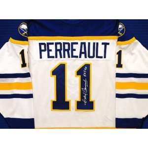 Gil Perreault Autographed Jersey   ) 