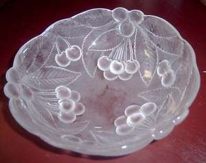 Mikasa Bountiful Cherries Crystal Large Serving Bowl  