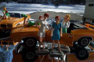 24 Motorhead Mini Skirts Sixties Sweeties 4 Figurines  