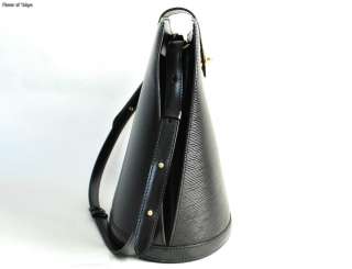 Authentic LOUIS VUITTON LV Black Epi Leather CLUNY Bucket Shoulder Bag 