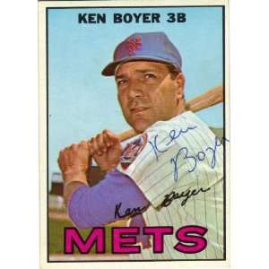  Ken Boyer New York Mets #105 1967 Topps Autographed 