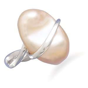  18K White Gold Cultured Freshwater Baroque Pearl Ring, 7 