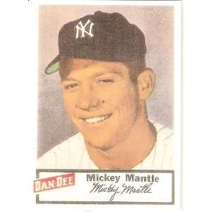 1954 Dan Dee Reprint #17 Mickey Mantle   New York Yankees (Potato Chip 
