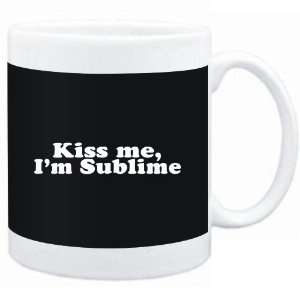    Mug Black  Kiss me, Im sublime  Adjetives