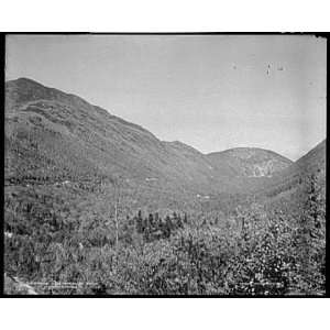  Crawford Notch from Willey Station,White Mountains