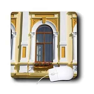  VWPics Romania   Window of Town Hall, Gura Humorului 