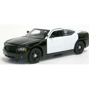  First Response 1/43 Dodge Charger Police Car B&W #2 Toys & Games