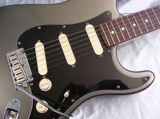   American Stratocaster Plus USA Strat Plus Lace Sensors Gray  