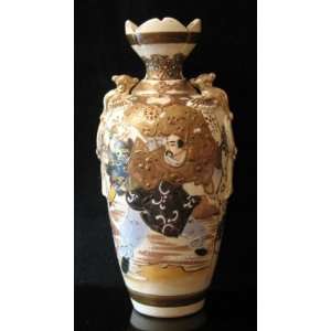   10 Satsuma Hand Painted Vase with Moriage Accents 