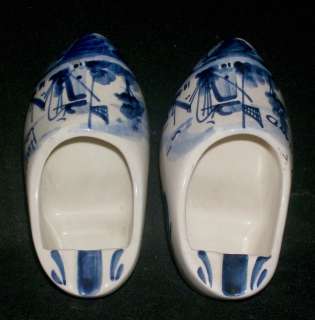   POTTERY PORCELAIN BLUE AND WHITE HANDPAINTED SHOE ASHTRAY HOLLAND
