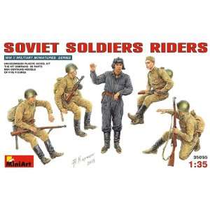  Mini Art Plastics Soviet Soldiers Riders Toys & Games