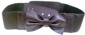 Stretch Material Cinch Belt Matching Leather Bow Brown  