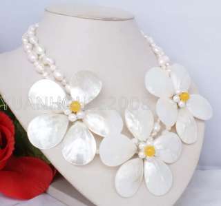 18 19 White FW Pearl Shell Flower Necklace  