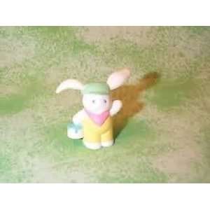   MINIATURE   E. BUNNY   CRAYOLA BUNNY WITH PAINT CAN Toys & Games