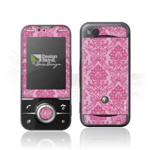  Design Skins for Sony Ericsson Yari   Pretty in pink 