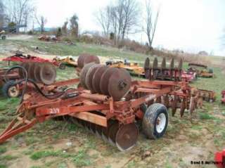 18 International 470 Wing Disc Plow/Cultivator  