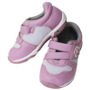   Sneaker Toddler Shoe Size 7.   Squeak Me Shoes 13667