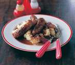 Bangers and mash with red onion gravy