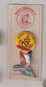 Davy Crockett Indian Fighter Pinback   Pin   Button  