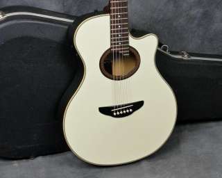 Yamaha APX 6 Acoustic/Electric Guitar, White, w/Case  