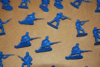 CIVIL WAR SOLDIERS 25 Plastic Figures Blue Western Marx Vintage ARMY 