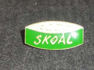 SKOAL Dip Chew Ring Vtg 80s Enamel Metal Hat Pin Green  