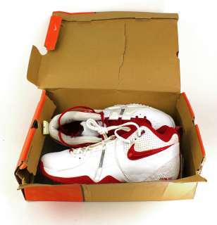 Jason Kidd Zoom Air Nike Sneakers Promo Model Thumbnail Image