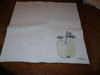 VINTAGE LINEN VERA TABLECLOTH 75 X 57 & SEVEN NAPKINS 15 X 15 1/2 