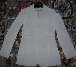 ARMANI IVORY BLAZER JACKET 36(2), ITALY RETAILS $1,475  