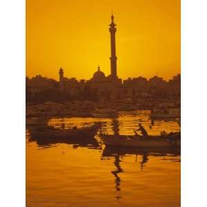  El Mina Mosque and Port, Tripoli, Lebanon, Middle East 