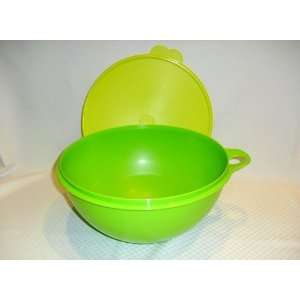  Tupperware Thatsa Mini 6 Cup Mixing Fridge Bowl Green New 