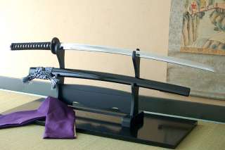 swords in the Katana collection are NOT RAZOR EDGE . The sword stand 